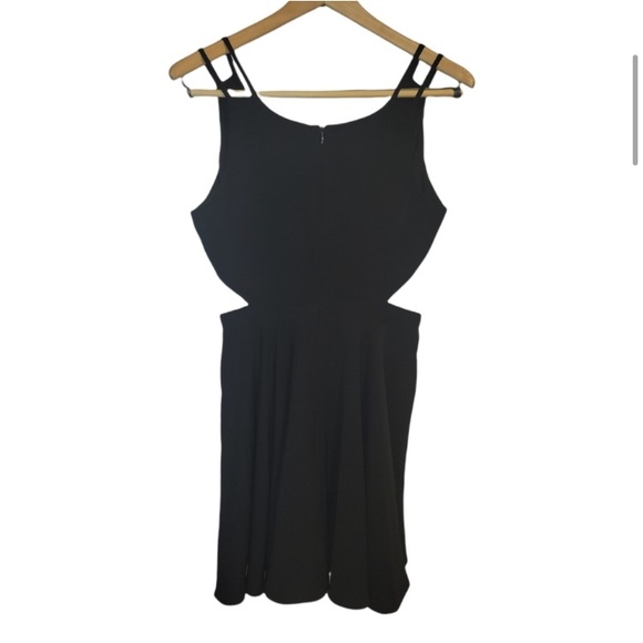 Urban Outfitters Sparkle and Fade Black cut out skater dress sz 6 - Picture 7 of 11